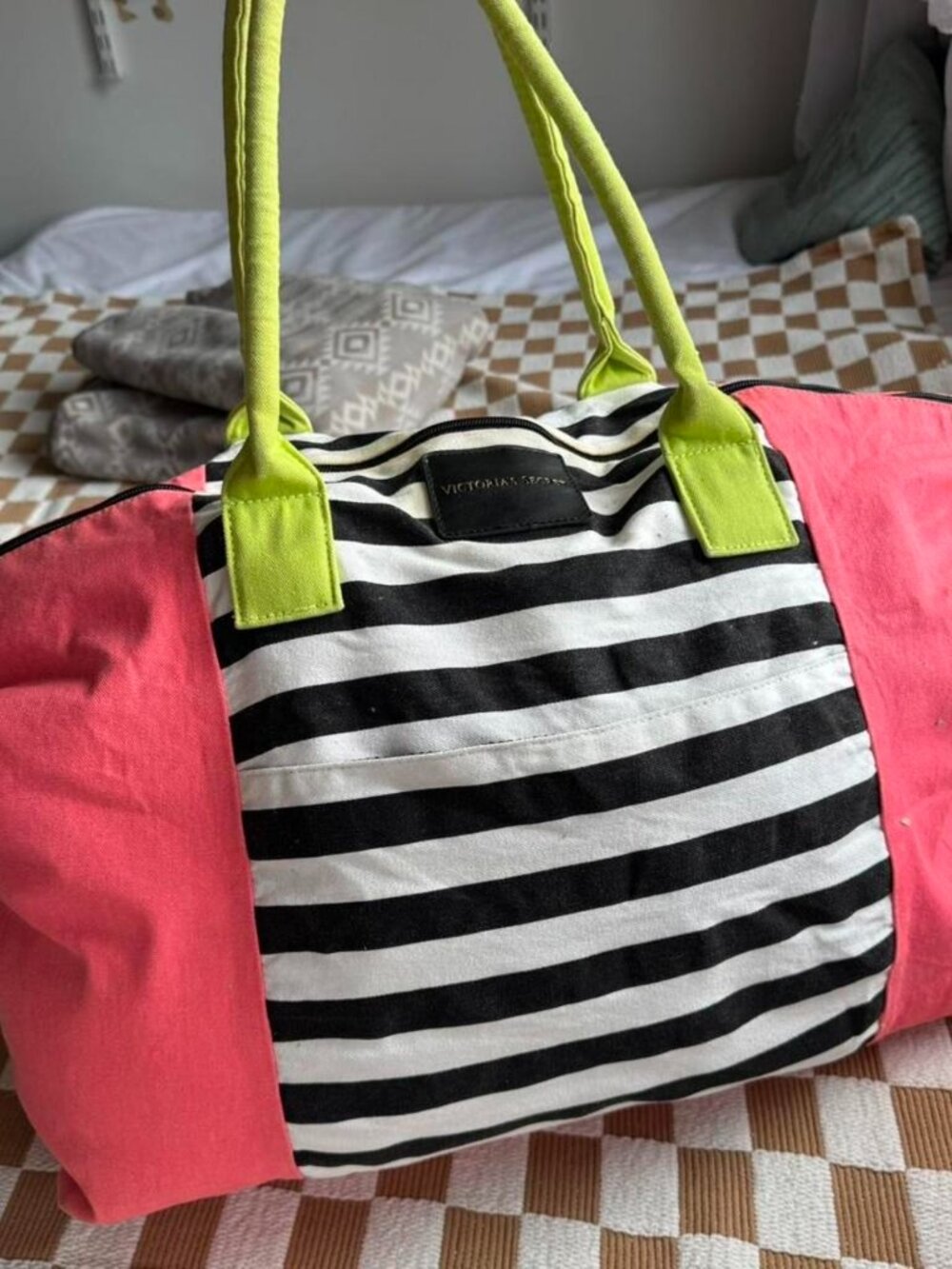 Vintage VS Travel Bag